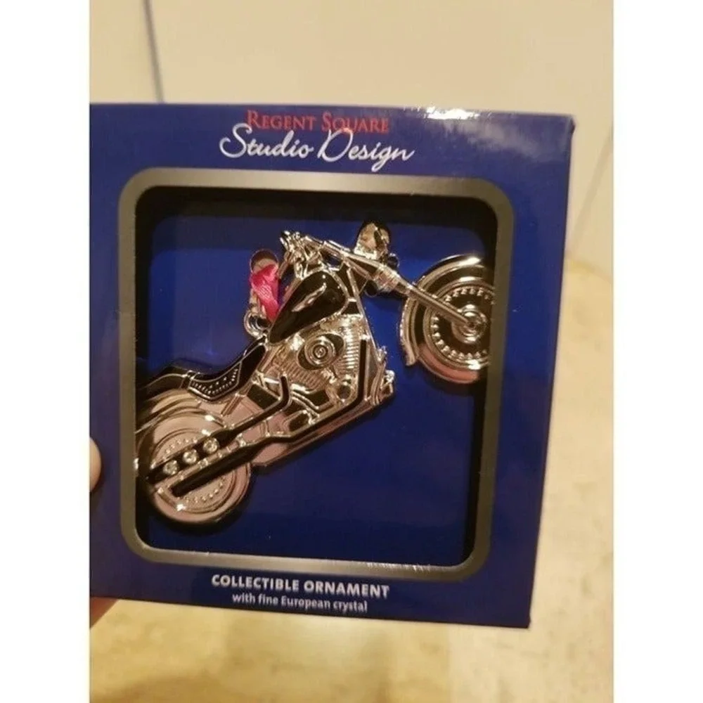 NEW Regent Square Dazzling Dea Studio Design MOTORCYCLE Collectible Ornament